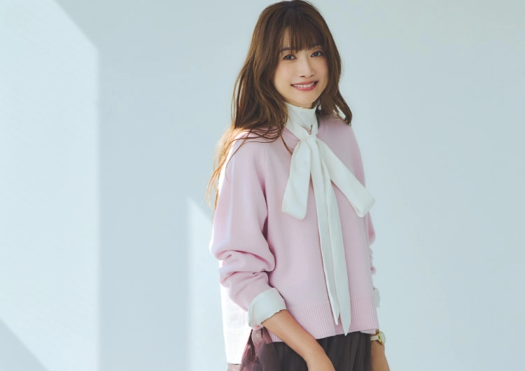 【ON・OFF着こなす】大人フェミニン派のピンクニット着こなしお手本