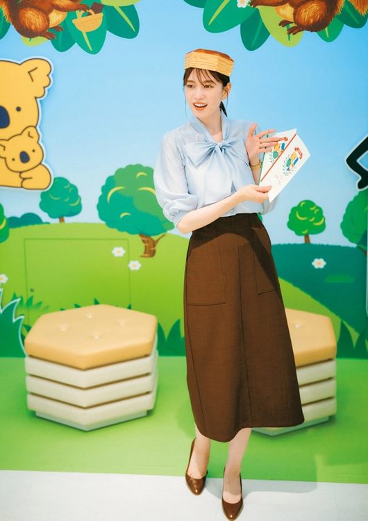 ブルー×ブラウンの好印象通勤コーデ