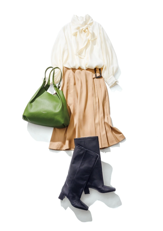 【毎日コーデ】内勤の日はプリーツスカートで女度を上げて 【毎日コーデ】内勤の日はプリーツスカートで女度を上げて