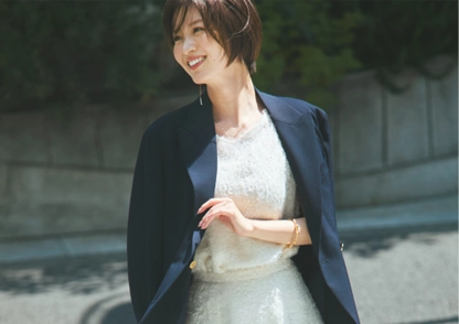 秋の通勤コーデを格上げ!ツイード&フェザー素材で作るきれいめスタイル