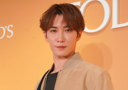 【Snow Man・渡辺翔太】トッズ ブランド アンバサダーに就任！ミラノでの思い出や愛用バッグを披露