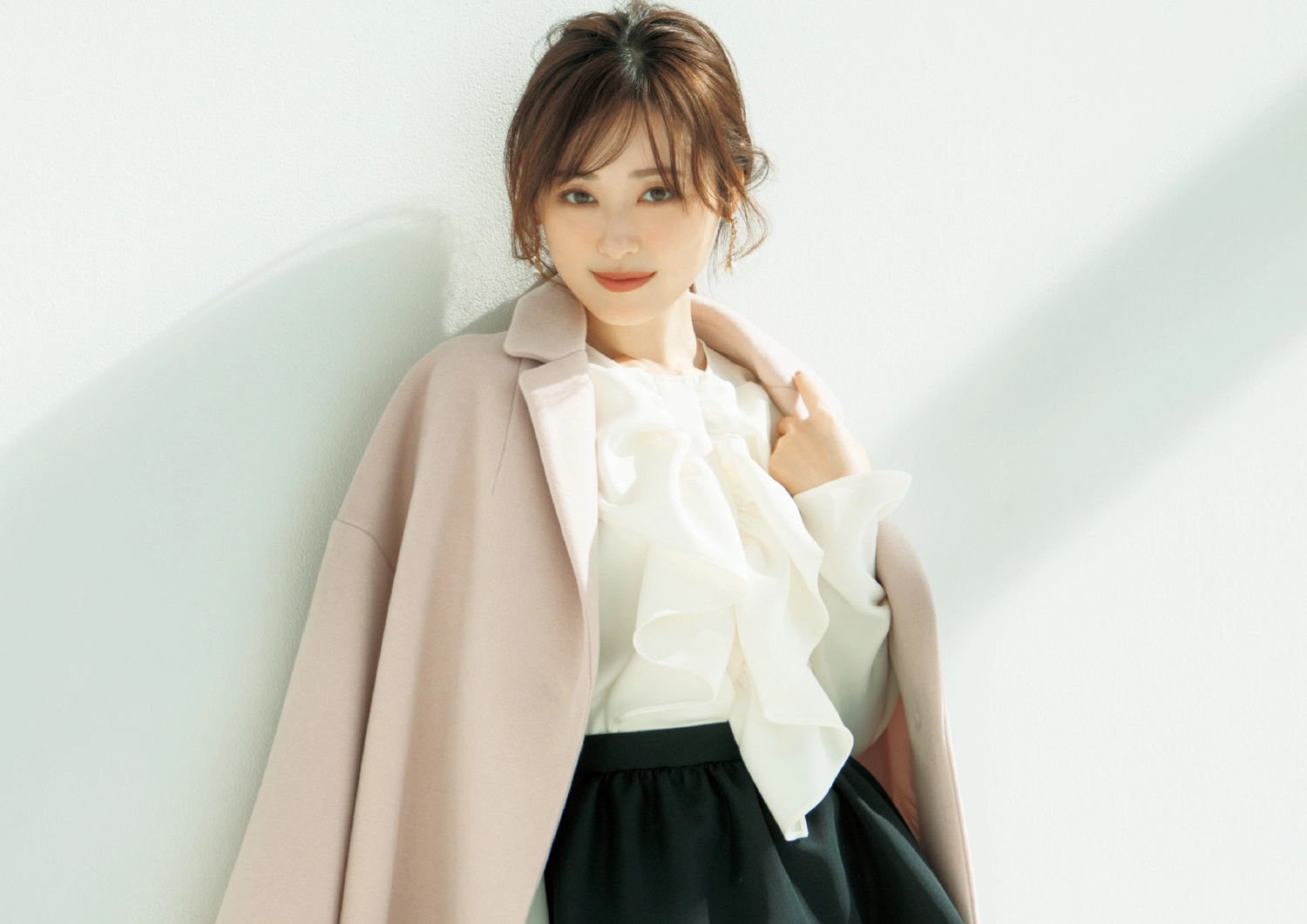 福原遥さんが纏う、冬のきらめき│Season andGIRL-季節に触れて-