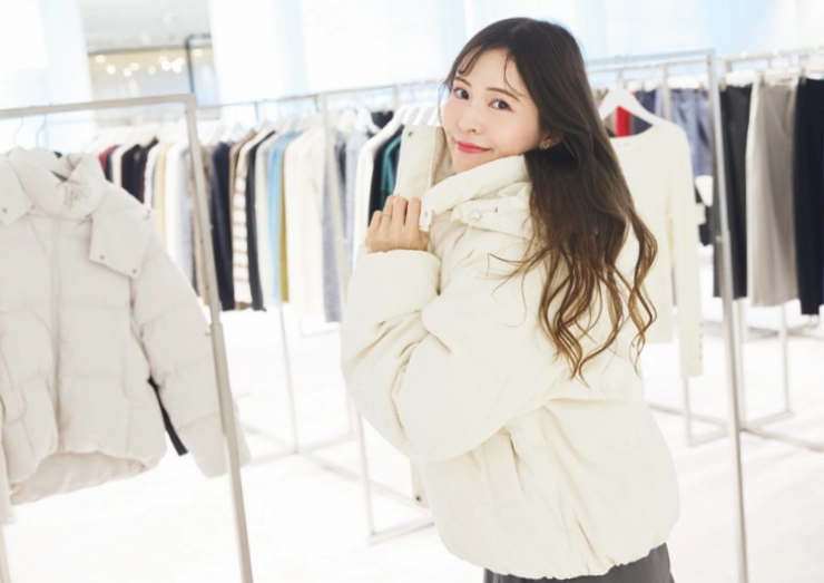 ウォームパデッドコーデュロイブルゾンを着た立川さん