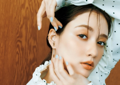 谷まりあがナビゲート♡凛と美しい自信をくれる〝ダイヤモンド〟アクセが背中を押してくれる