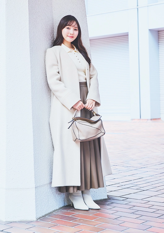 Iラインシルエットでつくりだす〝いい子見え〟コーデ