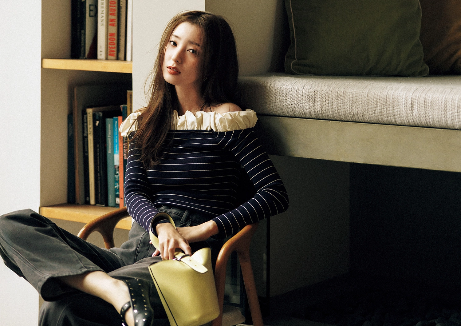 甘め30％増し♡定番フリルトップスとワンピの着こなしで春のおしゃれを制する！