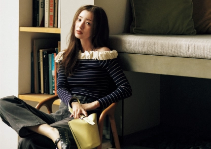 甘め30％増し♡定番フリルトップスとワンピの着こなしで春のおしゃれを制する！