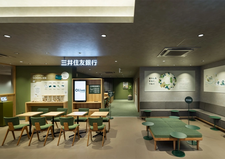 地下1階には、銀行窓口やATMが！