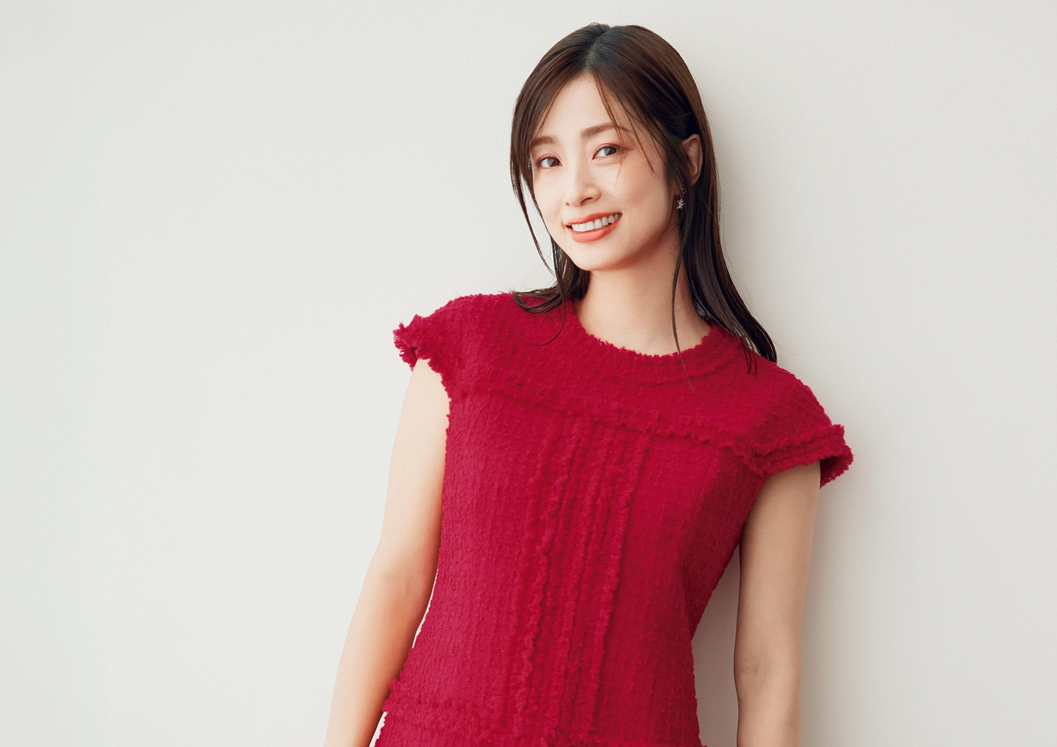 〝大人の華〟が香り立つ、上戸彩が纏うRenéの秋