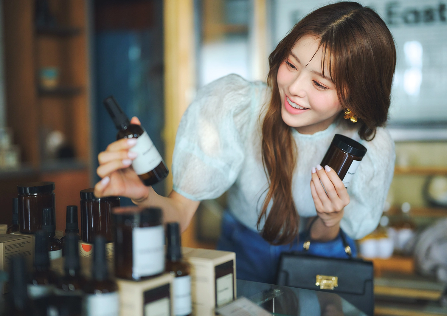 〝好き〟がめぐる！「メルカード」で推し活のお金悩みを解決♡