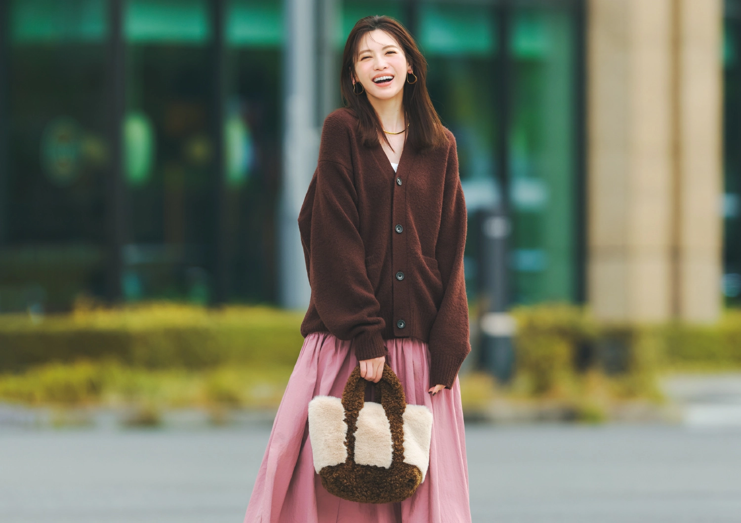 大人可愛いしゃれ感は「ボリュームフレア」でアップデート♡最旬コーデ2選