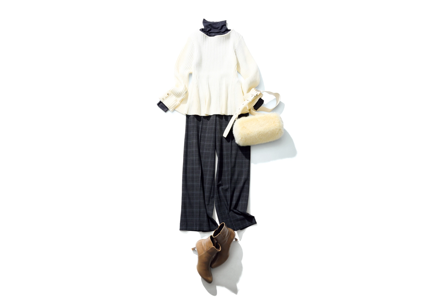 たくさん食べても余裕！ペプラムニットでお腹ゆったりな飲み会コーデ【毎日コーデ】