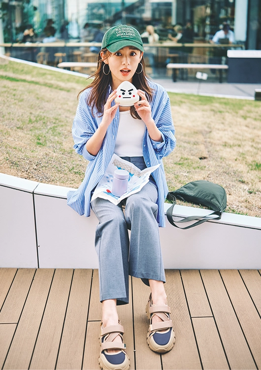 ラフだけどダサ見えしない大人っぽ休日コーデ