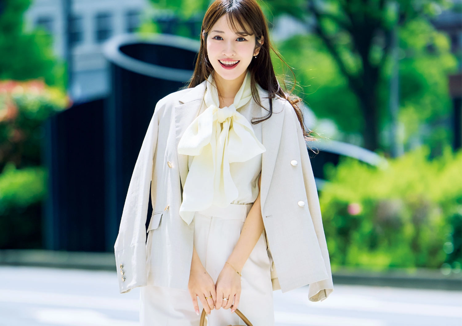 【私服SNAP】冷房対策しながら賢くおしゃれに♡リアルな夏の通勤コーデのメイン画像