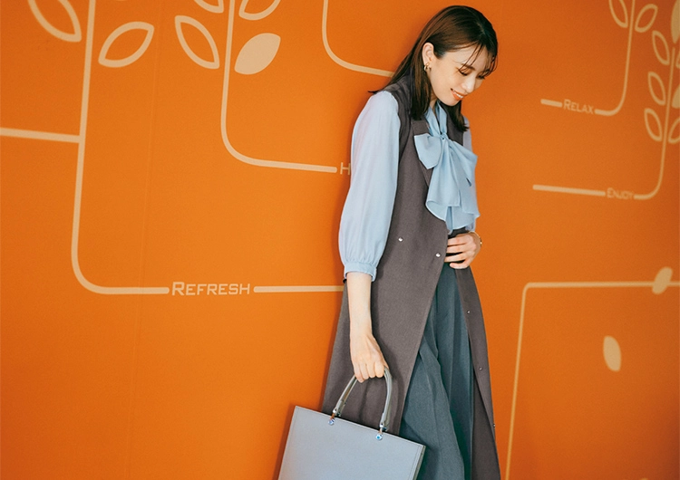 リボンブラウスで盛れる♡最旬の甘辛MIX通勤コーデ【毎日コーデ】