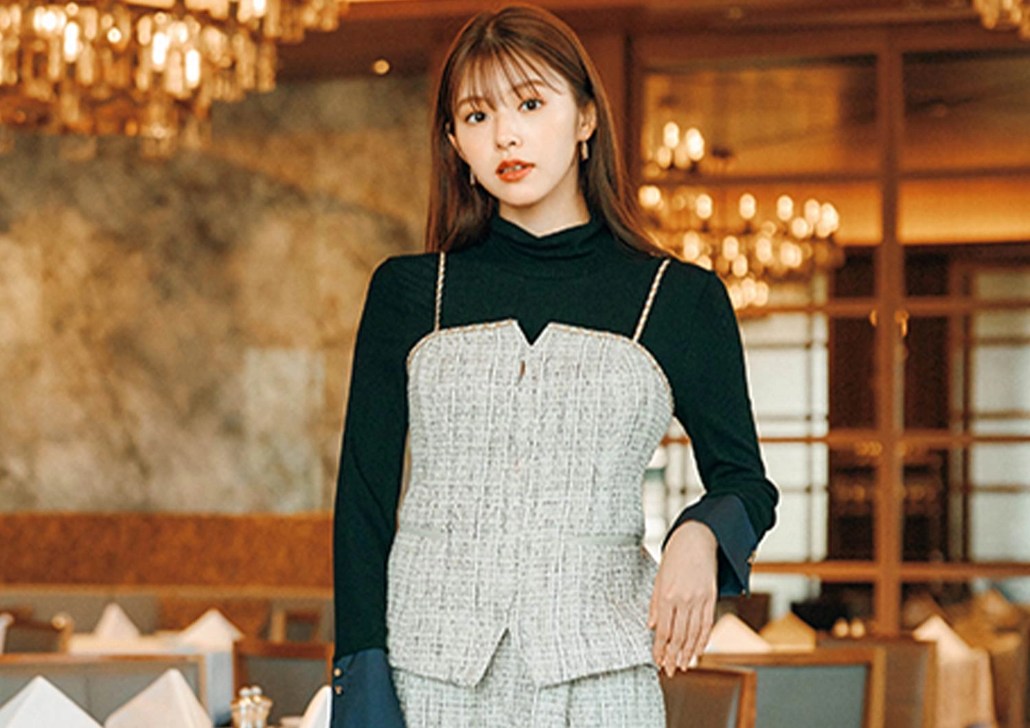 同窓会で〝あか抜けたね〟って思われたい！おしゃれに差がつく「いい女セットアップ」コーデのメイン画像