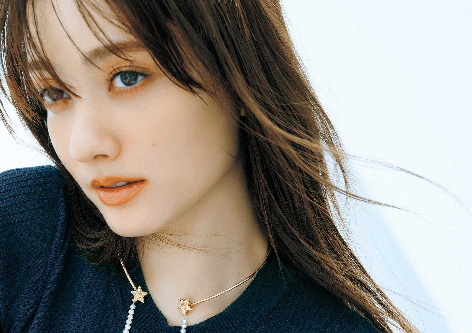 パールアクセは連なったデザインが今期のトレンド!一転投入で手元や顔回りに華やかさをプラス♡のメイン画像