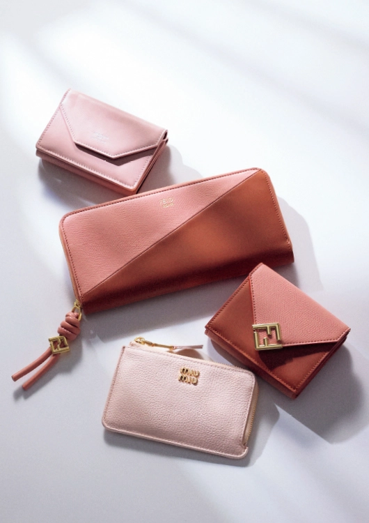 パールピンクの財布