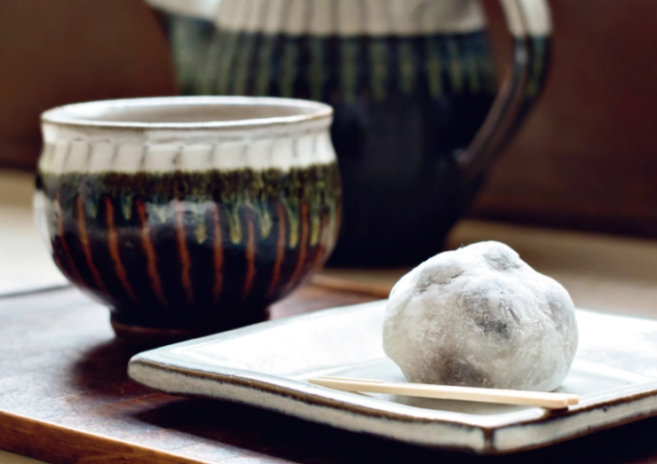 しろいくろの塩黒豆大福