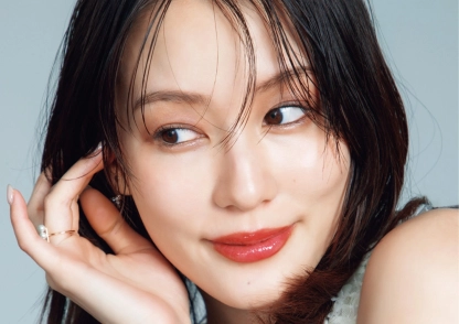 お仕事メイクにひと足しで印象ガラリ♡ブラウン×透けレッドリップで大人可愛いアフター5メイク