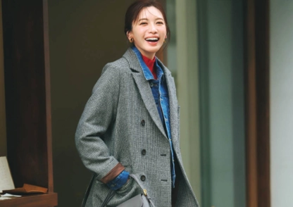 チラ見せデニムが効く♡大人の休日レイヤードコーデ【毎日コーデ】