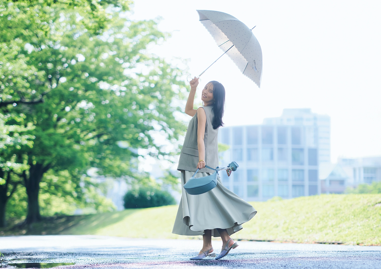 好感度抜群♡万能ジレ×吸水速乾ワンピで仕込む夏の爽やかモテコーデ【毎日コーデ】