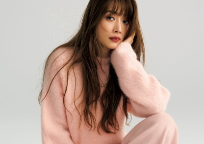 好きな色も無理なく楽しめる！年齢を重ねた今だからこそ着たい洗練カラーコーデ