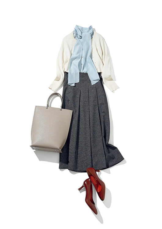 ボウタイ×チェックの爽やか休日コーデ