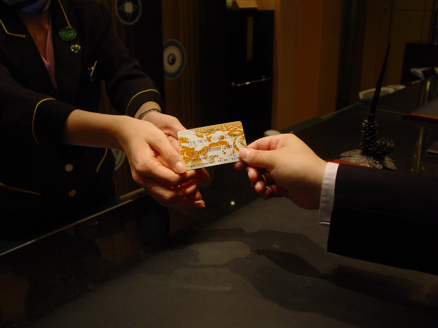 【特典満載でコスパも◎】ホテルステイ好き必見♡持つだけでプレミアムな体験ができる新カード『ニューオータニクラブ ダイナース プレミアムカード』が登場