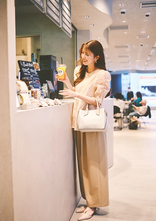 POSTUDIO 鈴木ゆうか