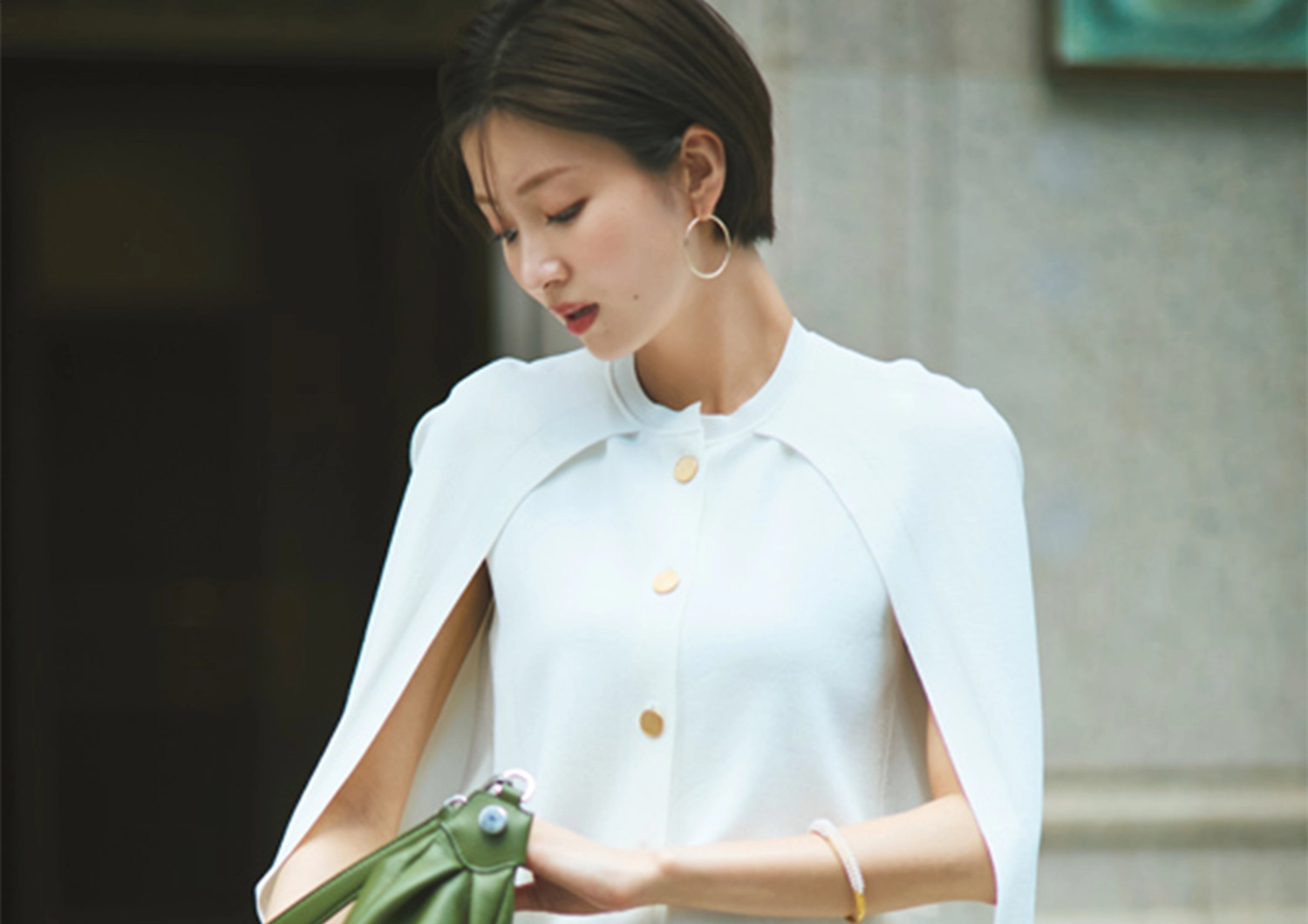 秋本番に向けて買い足したい!通勤におすすめな着映えトップスをチェック