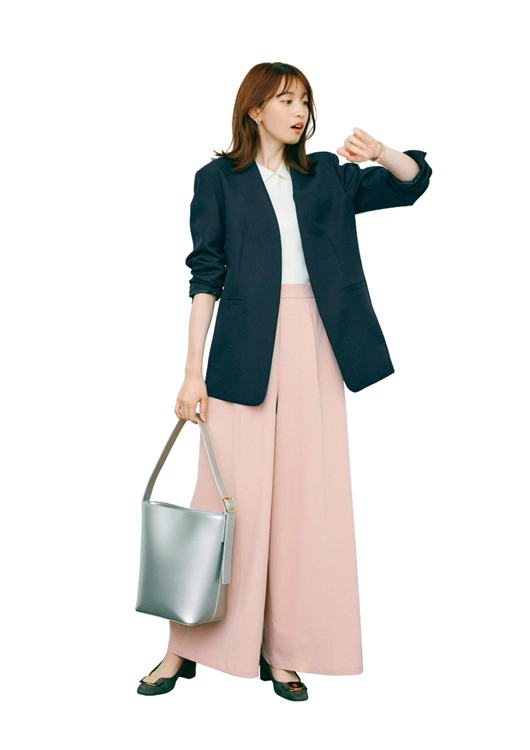 ワイドパンツとつくるきれいめジャケット通勤コーデ