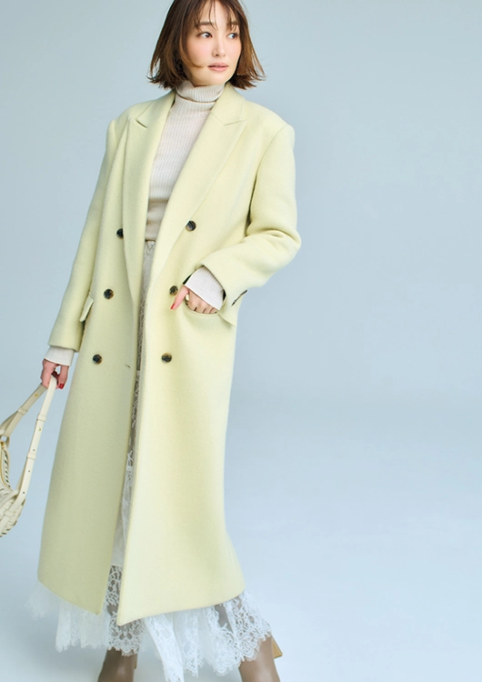 豊かさや金運をもたらすシャンパンイエロー