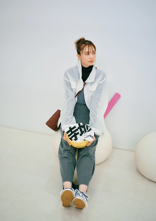 秋らしさ満点のブルゾン休日コーデ