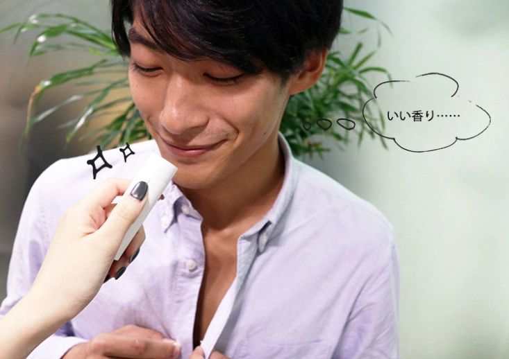 自分用アロマを持ち運ぶ。仕事のイライラもポジティブに♡香りで変えるアロマ活用術